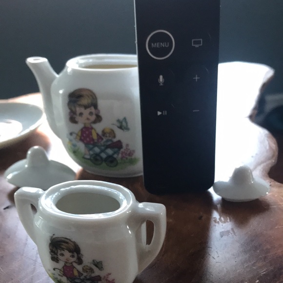 Kids Tea Party Kit Marked ‘Japan’ - Picture 10 of 17